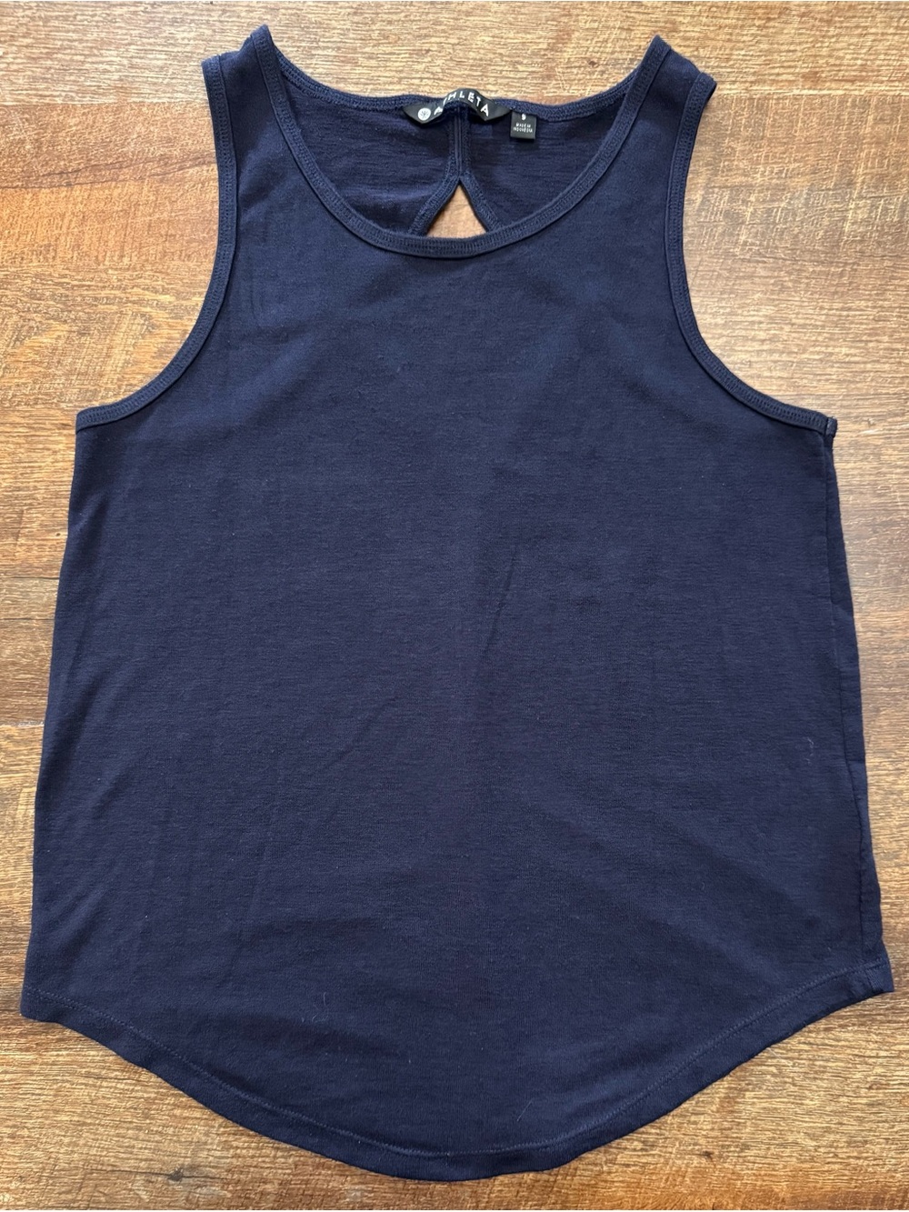 Athleta Women’s Navy Blue Sleeveless Tank Top Small Keyhole Back Athleisure